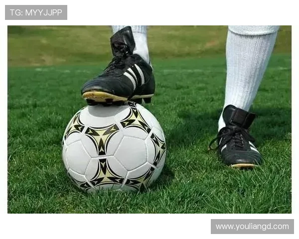 足球巨星精准射门技巧揭秘 球场上的神奇进球背后是怎样的精准计算 足球巨星精准射门技巧揭秘 球场上的神奇进球背后是怎样的精准计算